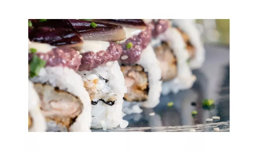 ITARIA extraordinary sushi