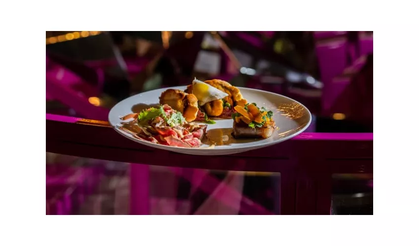 Flamingo - Club & Restaurant