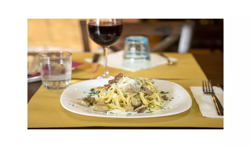 La Taverna Pizzeria Bisteccheria