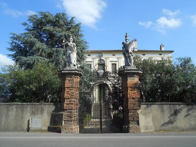 Villa San Bonifacio Ardit