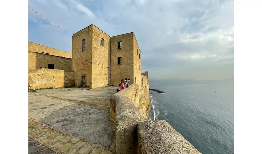 Castel dell'Ovo