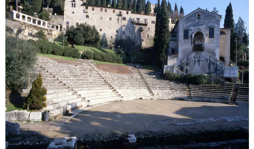 Musée archéologique du théâtre romain