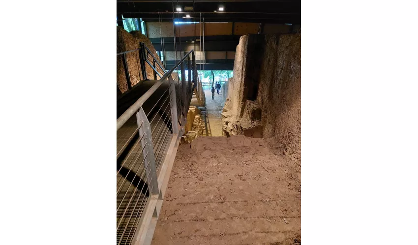 Tumulus von Montefortini - Archäologisches Gebiet Comeana