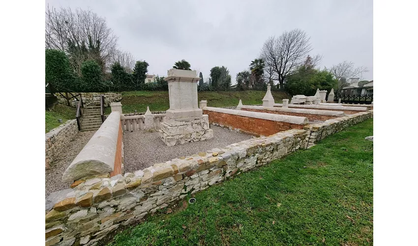 Área arqueológica de Aquileia – Cemitério romano