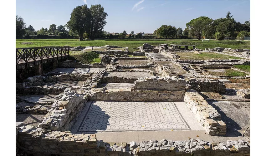 Zone archéologique d'Aquilée - Fonds CAL