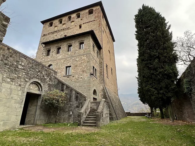 Castello Malaspina dal Verme