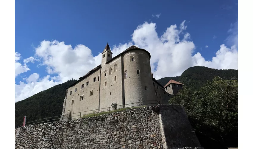 Castelo do Tirol