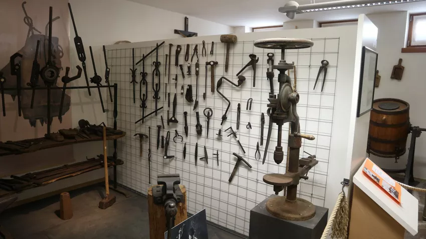 Museo degli attrezzi agricoli e artigiani della comunità di Canezza Portolo