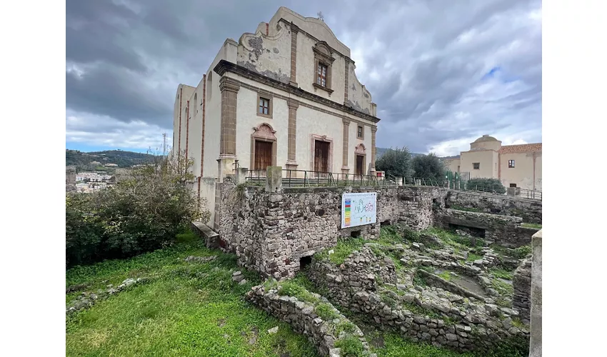 Museu Arqueológico Eoliano L. Bernabo' Brea'