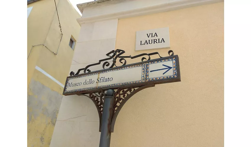 Museo del ricamo e dello sfilato siciliano