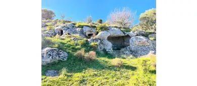 Nekropolen von Castelluccio