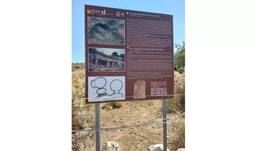 Nekropolen von Castelluccio