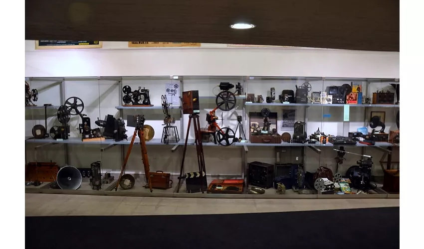 MUMEC – Museum der Kommunikationsmedien