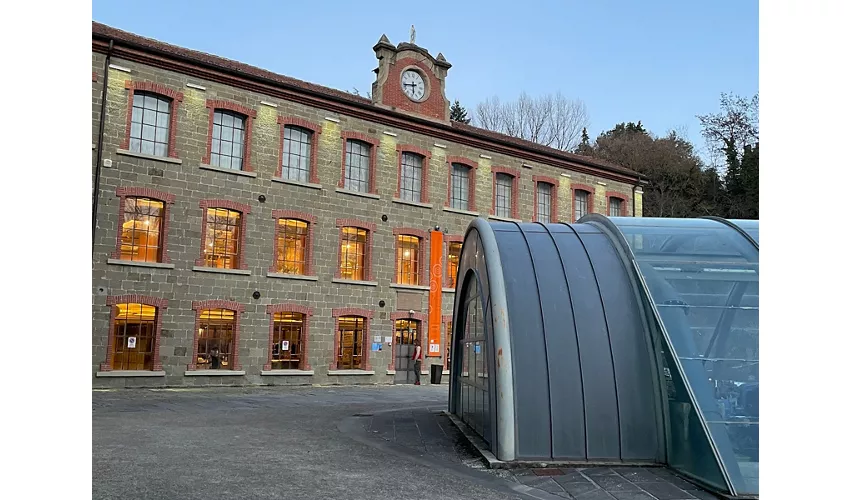 Museum der Wollkunst der Stiftung „Luigi e Simonetta Lombard“