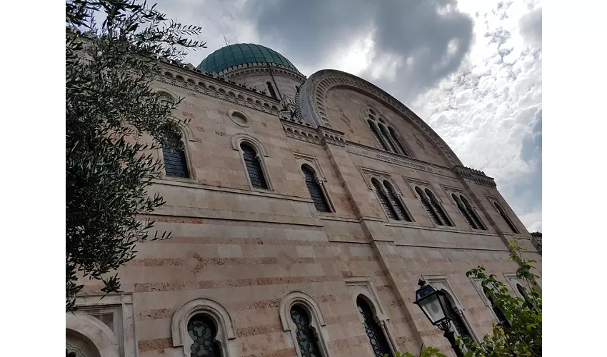 Sinagoga (Synagogue) and Jewish Museum in Florence