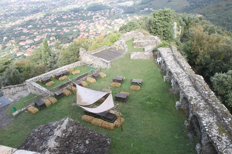 Castello Aghinolfi