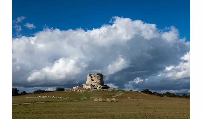 Nuraghe von Is Paras