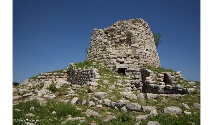 Nuraghe von Is Paras