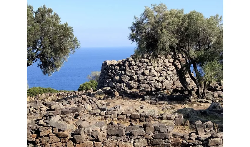 Area Archeologica Nuraghe Mannu