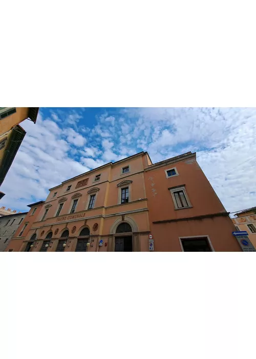 Teatro Comunale (Opernhaus)