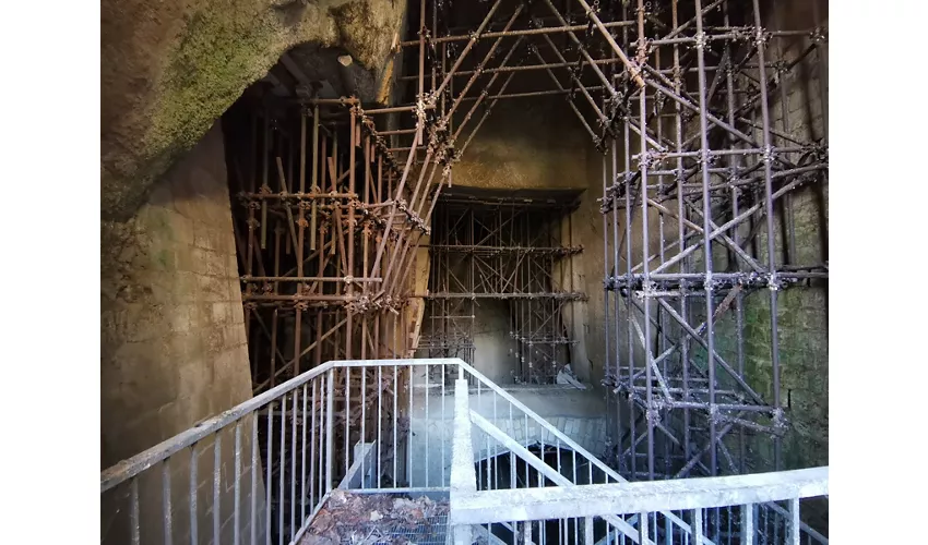 Crypta Neapolitana