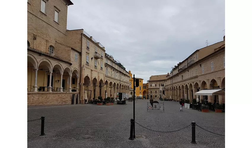 Archivio Di Stato Di Fermo