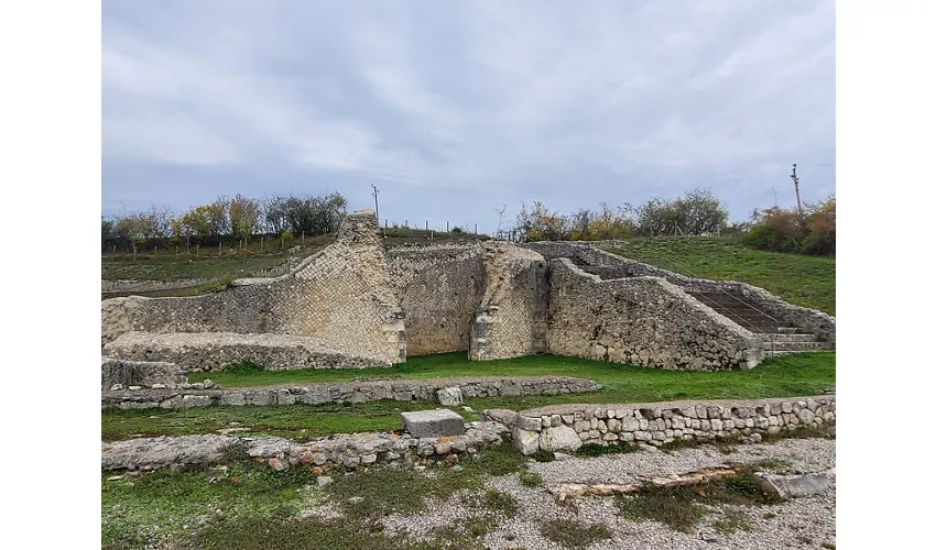 Römisches Amphitheater von Amiternum