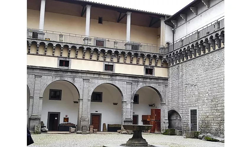 Musée national étrusque Rocca Albornoz