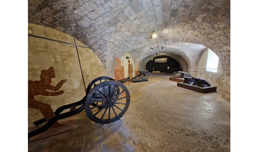 Armeemuseum und Museum alter Landkarten der Festung von Civitella del Tronto