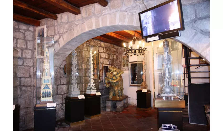 Museo del Sodalizio dei Facchini di Santa Rosa Museo