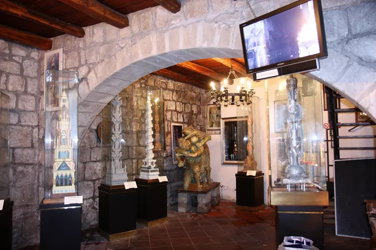 Museo del Sodalizio dei Facchini di Santa Rosa Museo