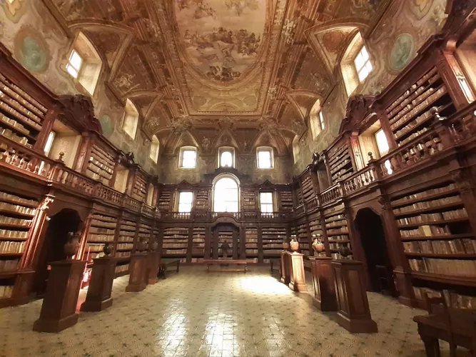 Biblioteca Statale Oratoriana dei Girolamini
