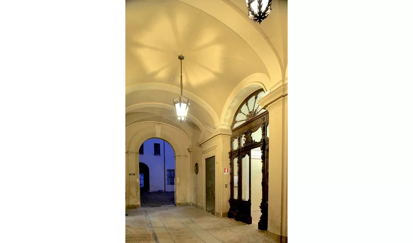 Museo romagnolo del teatro