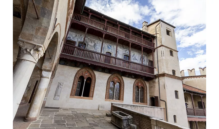Casa Cavassa