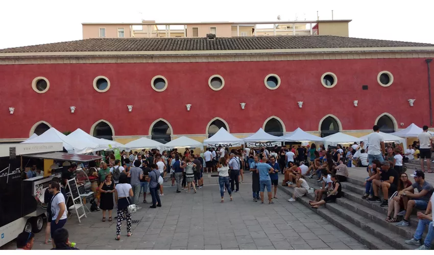 EXMA – EXhibiting and Moving Arts