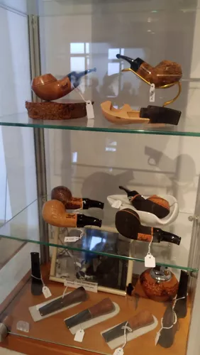 Paronelli Pipe produzione e vendita - Primo Museo Italiano della Pipa