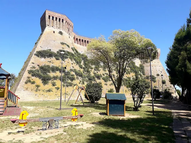 Fortezza Medievale di Acquaviva Picena