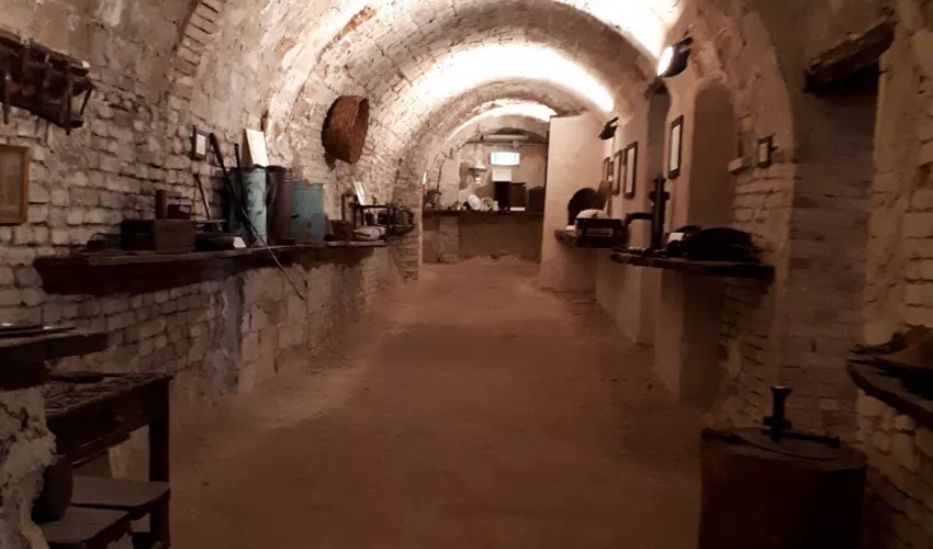 Museo della Civiltà Contadina, Grotte, Arte Sacra