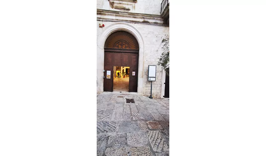 Museo Civico "Principe Guglielmo Romanazzi Carducci di Santo Mauro"