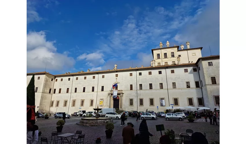 Palazzo Chigi, Ariccia
