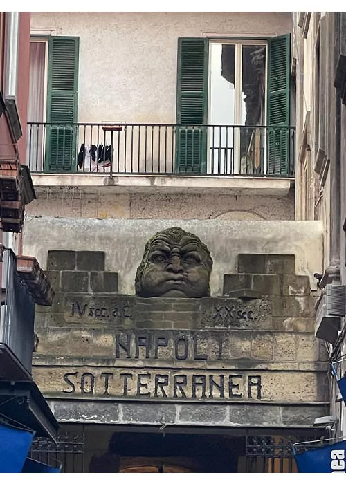 Nápoles subterrânea