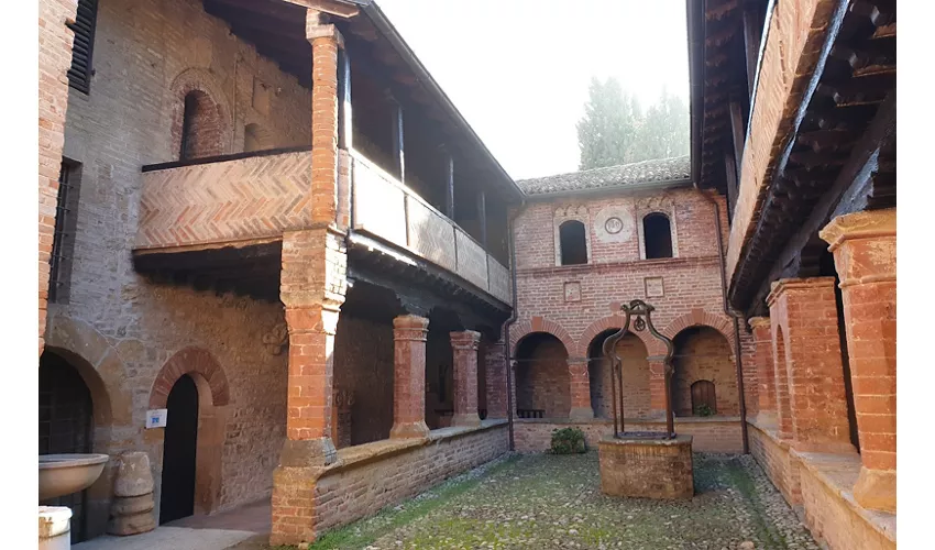 Chiostro e Museo della Collegiata