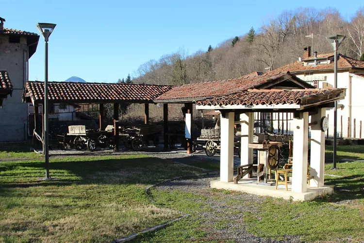 Museo della Cultura Rurale Prealpina "Famiglia Angelo Piccinelli"