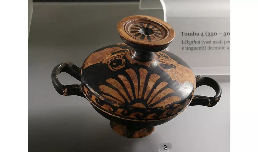 Museu dos Bretões e dos Enótrios