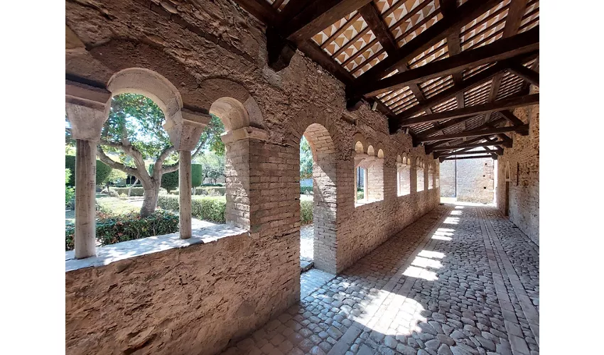 Abbaye San Giovanni in Venere