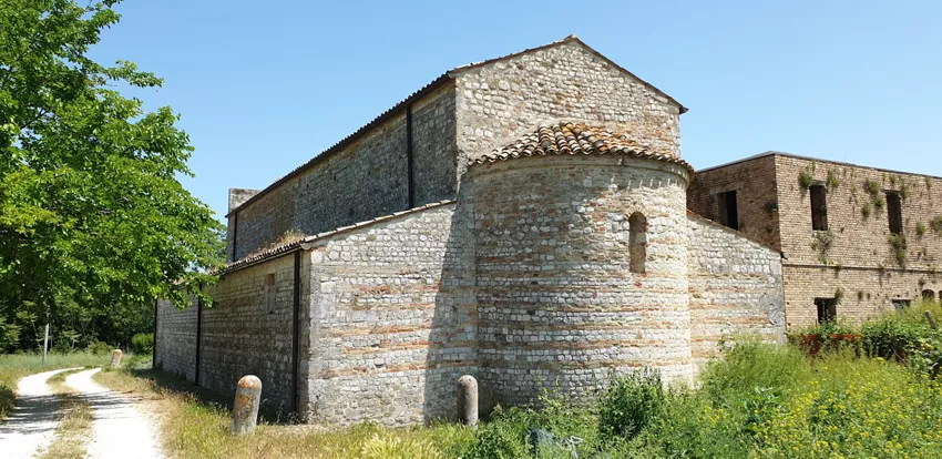 Chiesa Romanica di Santa Maria a Vico