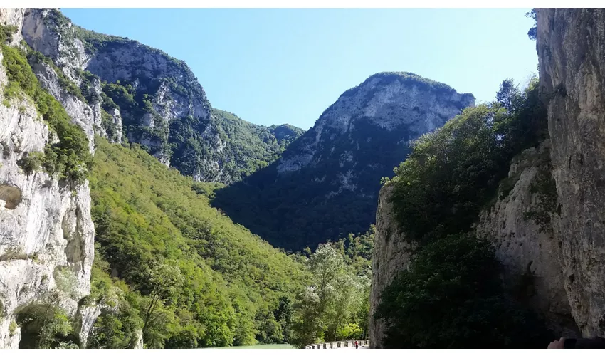 Riserva Naturale Statale Gola del Furlo