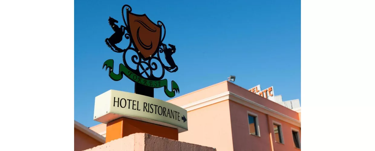 Hotel Torresi