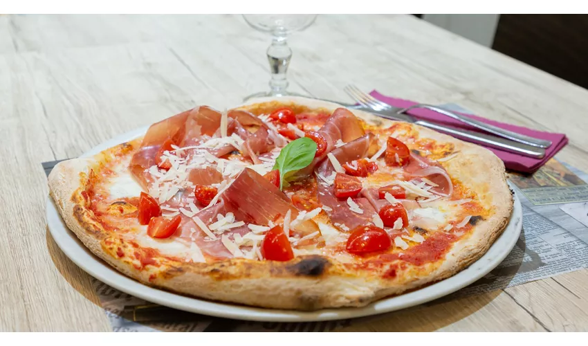 BACLAS - La Pantera Rosa - Pizzeria con cucina, senza glutine, delivery e take away