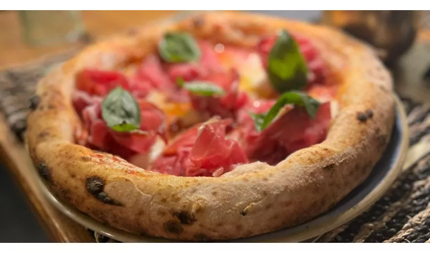 Scjavúru Reustarant&Pizza Mediterranea